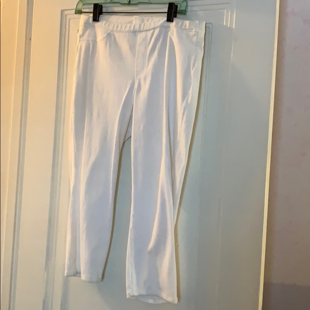 White cropped jeggings